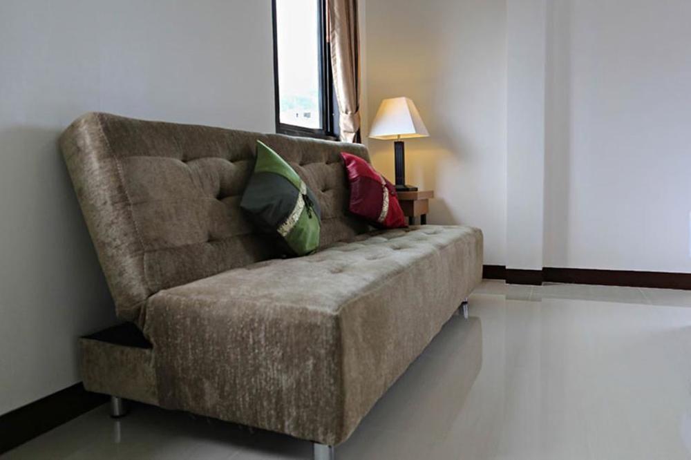 Pool House Aparthotel 3*