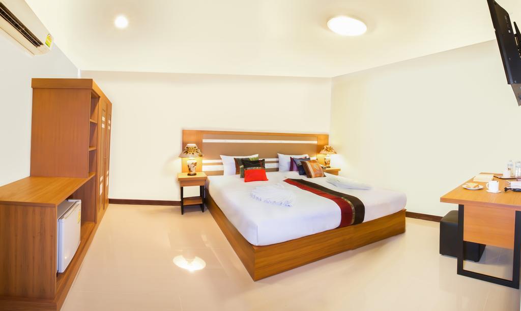 Pool House Patong